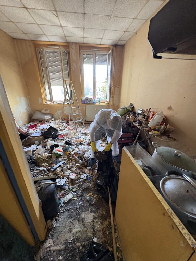 Débarras de logement à Saint-Étienne – QCS Entretien